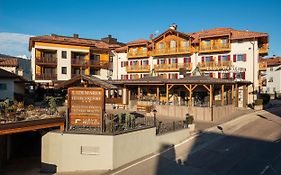 Lady Maria Hotel Wellness&Resort